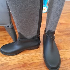 Flash Sale! Aldo felt and rubber boots